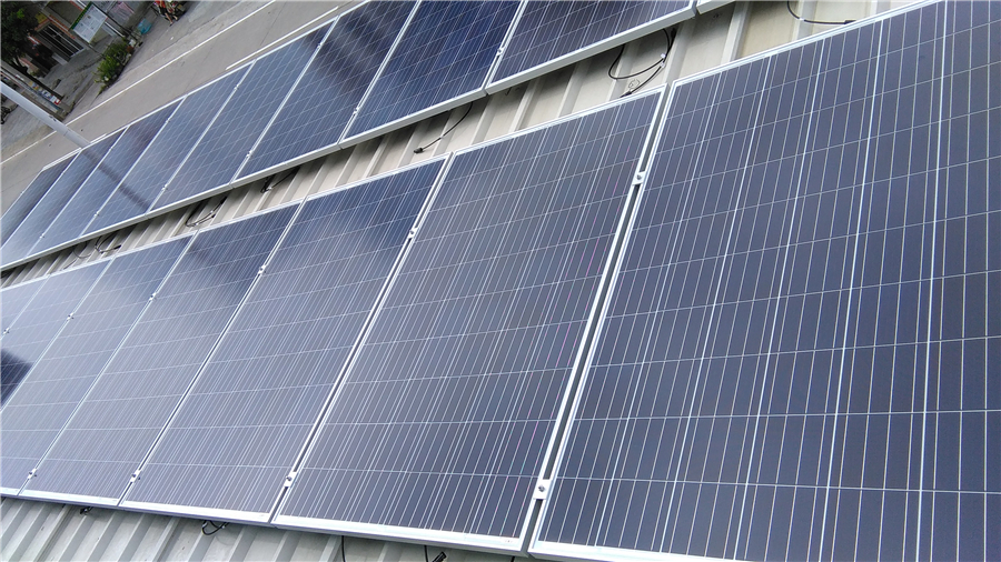 福建省泉州市梅山5KW并網(wǎng)太陽能光伏供電系統(tǒng)